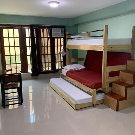 Beinte Singko De Marso Apartments Candon Εξωτερικό φωτογραφία