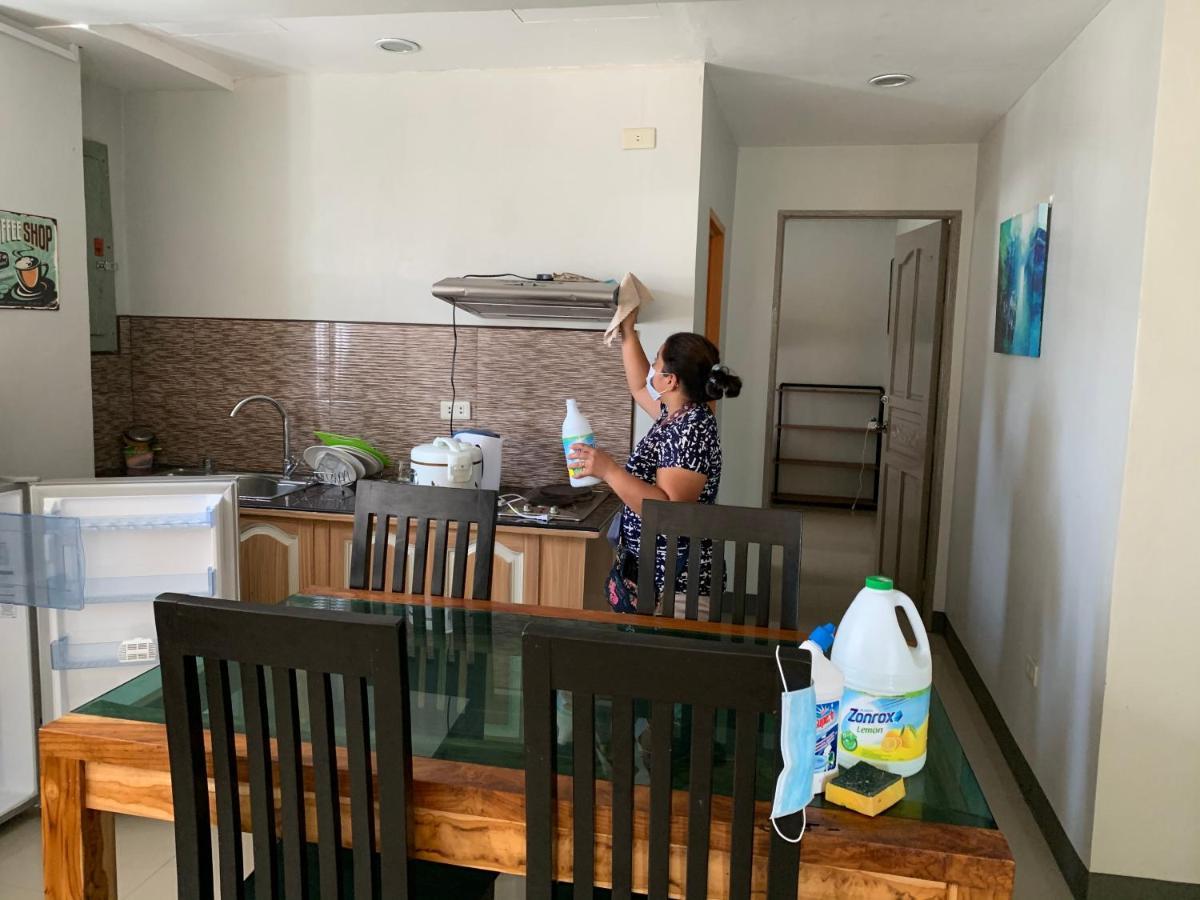 Beinte Singko De Marso Apartments Candon Εξωτερικό φωτογραφία