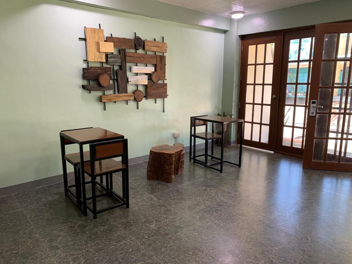 Beinte Singko De Marso Apartments Candon Εξωτερικό φωτογραφία
