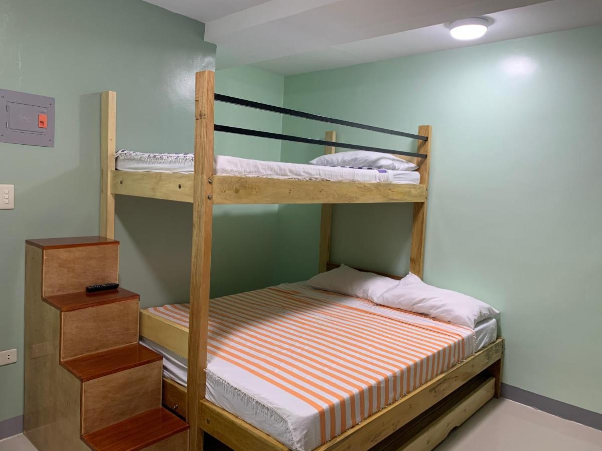 Beinte Singko De Marso Apartments Candon Εξωτερικό φωτογραφία