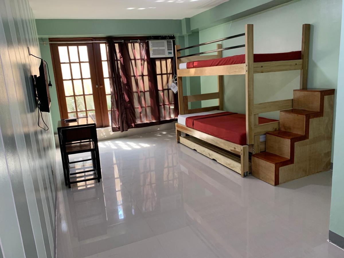 Beinte Singko De Marso Apartments Candon Εξωτερικό φωτογραφία