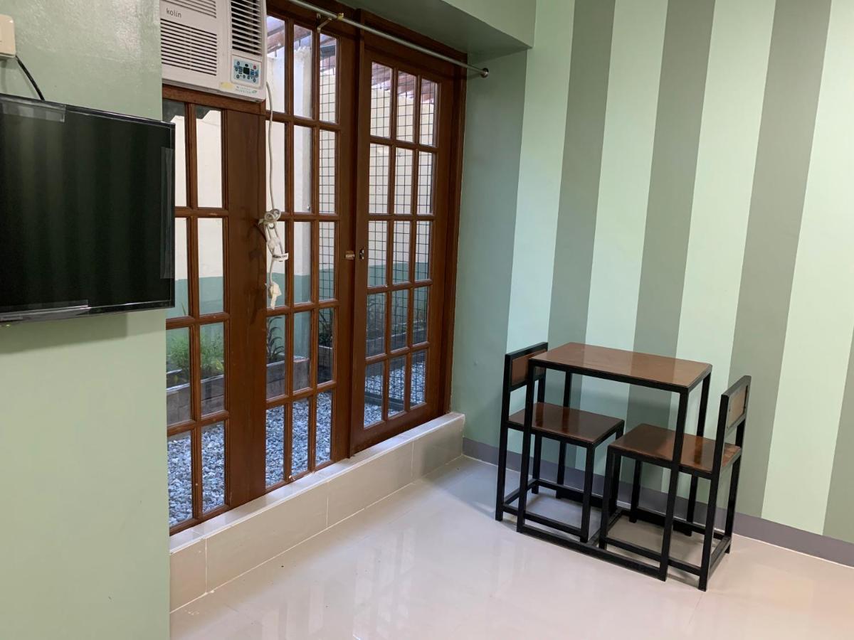 Beinte Singko De Marso Apartments Candon Εξωτερικό φωτογραφία