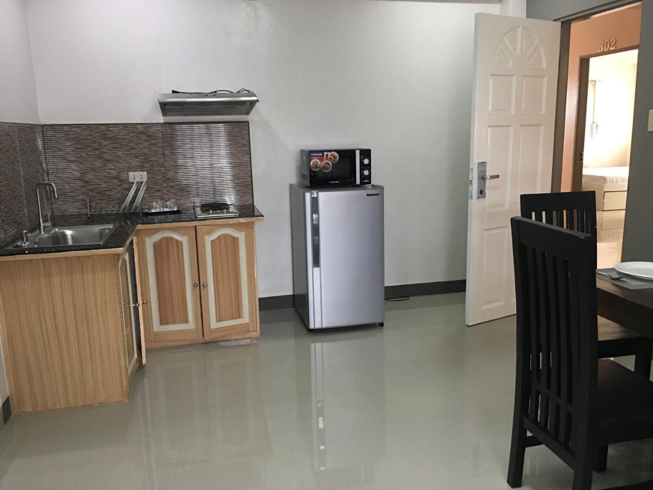 Beinte Singko De Marso Apartments Candon Εξωτερικό φωτογραφία