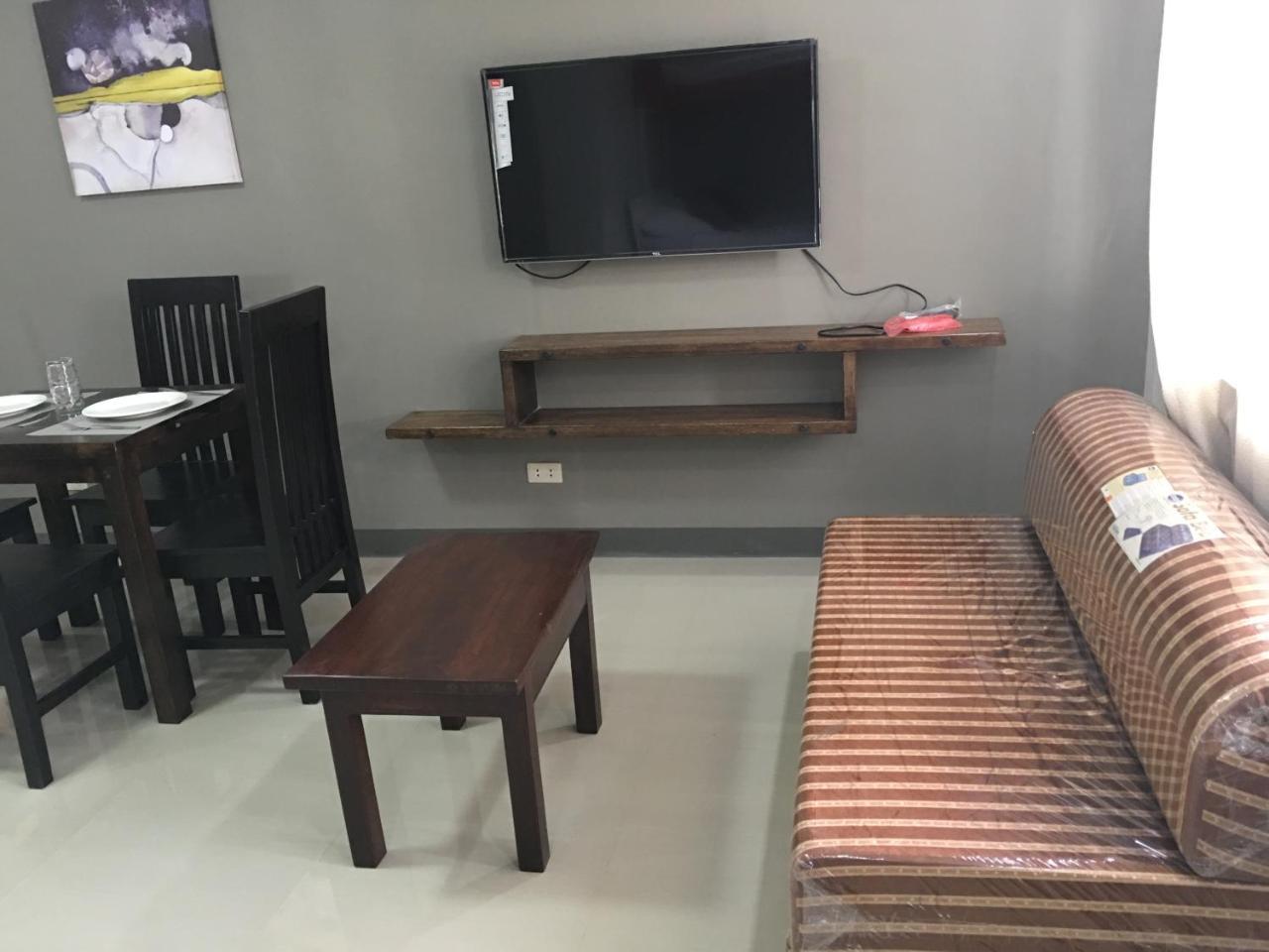 Beinte Singko De Marso Apartments Candon Εξωτερικό φωτογραφία