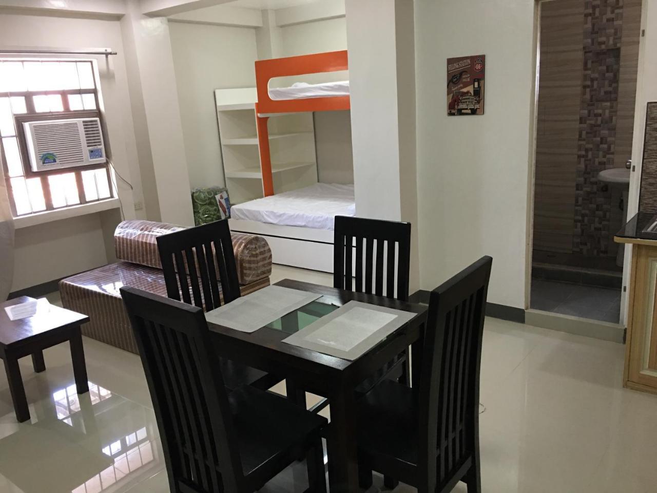 Beinte Singko De Marso Apartments Candon Εξωτερικό φωτογραφία