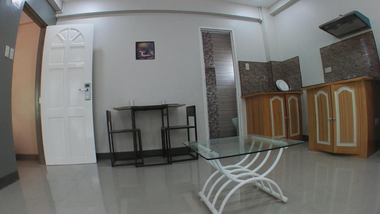 Beinte Singko De Marso Apartments Candon Εξωτερικό φωτογραφία