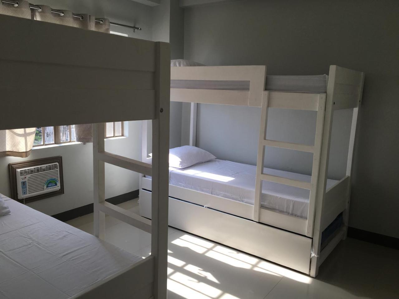 Beinte Singko De Marso Apartments Candon Εξωτερικό φωτογραφία